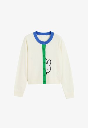 Cardigan crème avec un col côtelé bleu et une patte de boutonnage verte. Présente un motif de lapin noir sur le devant. Texture douce.