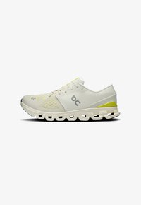 On CLOUD X Sneaker low ivory lime/weiß Zalando - Main Image
