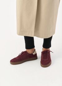 CODY - Αθλητικά παπούτσια - cherry