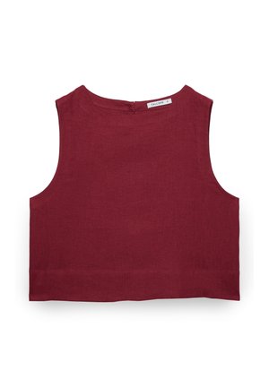 Top smanicato corto in tessuto di lino rosso scuro con scollo tondo e piccola chiusura con bottone sul retro.