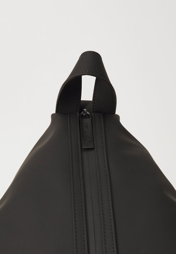 ESSENTIAL SLING XL  - Rucksack4