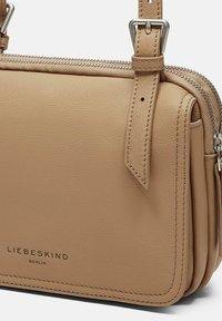Liebeskind Berlin - Torba na ramię