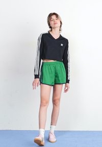 Thumbnail Image 2