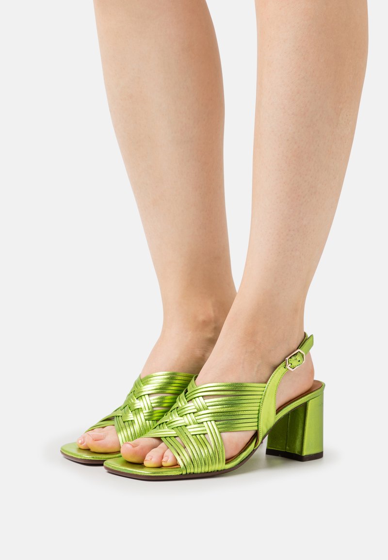 Lima sandals