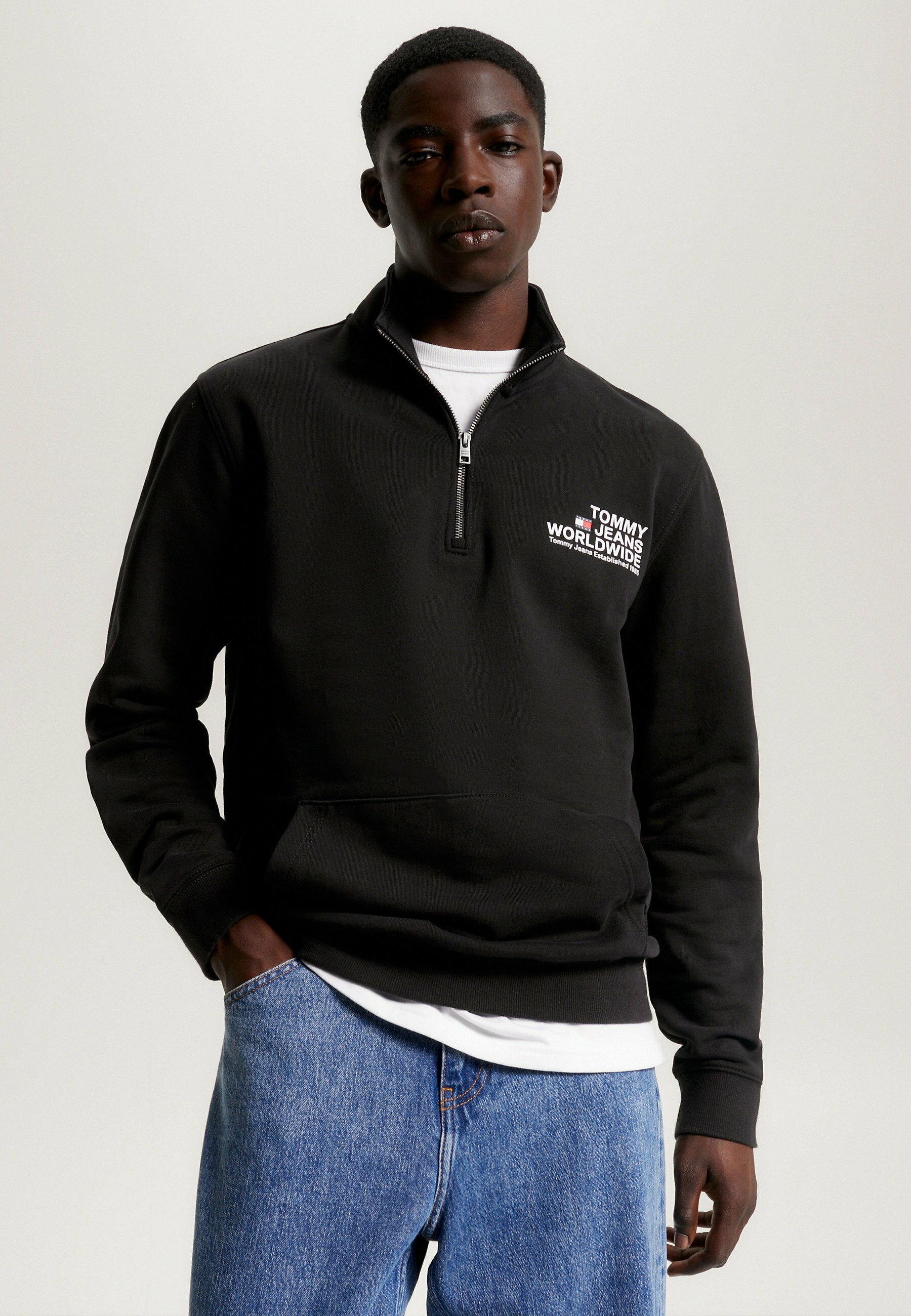 tommy jeans 1 4 zip