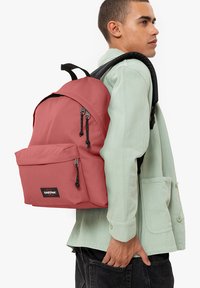 Eastpak PADDED PAK'R - Zaino - terra pink
