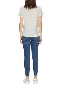 QS MIT FRONT - T-shirt print - creme