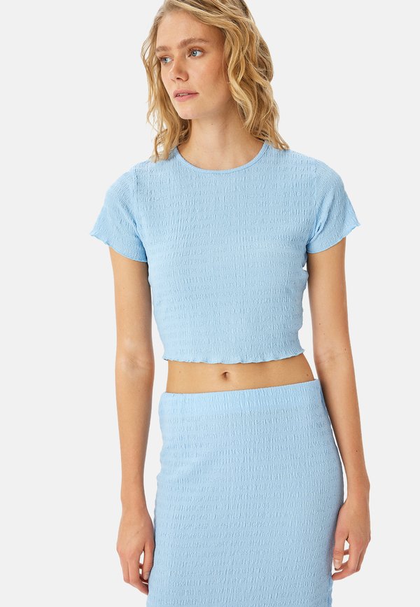 TEXTURED CROP - Bluse