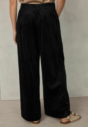 Next, TALL FIT - CORD WIDE LEG TROUSERS - Pantalon classique - black