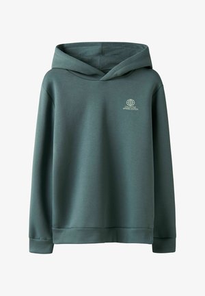 Kapuzensweatshirt in sanftem Teal, aus weichem Material. Mit einem Frontlogo in Weiß sowie gerippten Bündchen und Saum für einen sicheren Sitz.