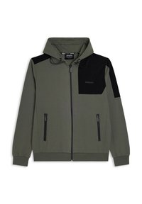 Sudadera con capucha de color verde oliva con cierre de cremallera, con un panel negro en un hombro, que incluye bolsillos frontales con cremallera y cordón en la capucha. Fabricada con un material suave.