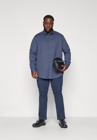 Calvin Klein STRETCH SLIM SHIRT - Camicia - ink