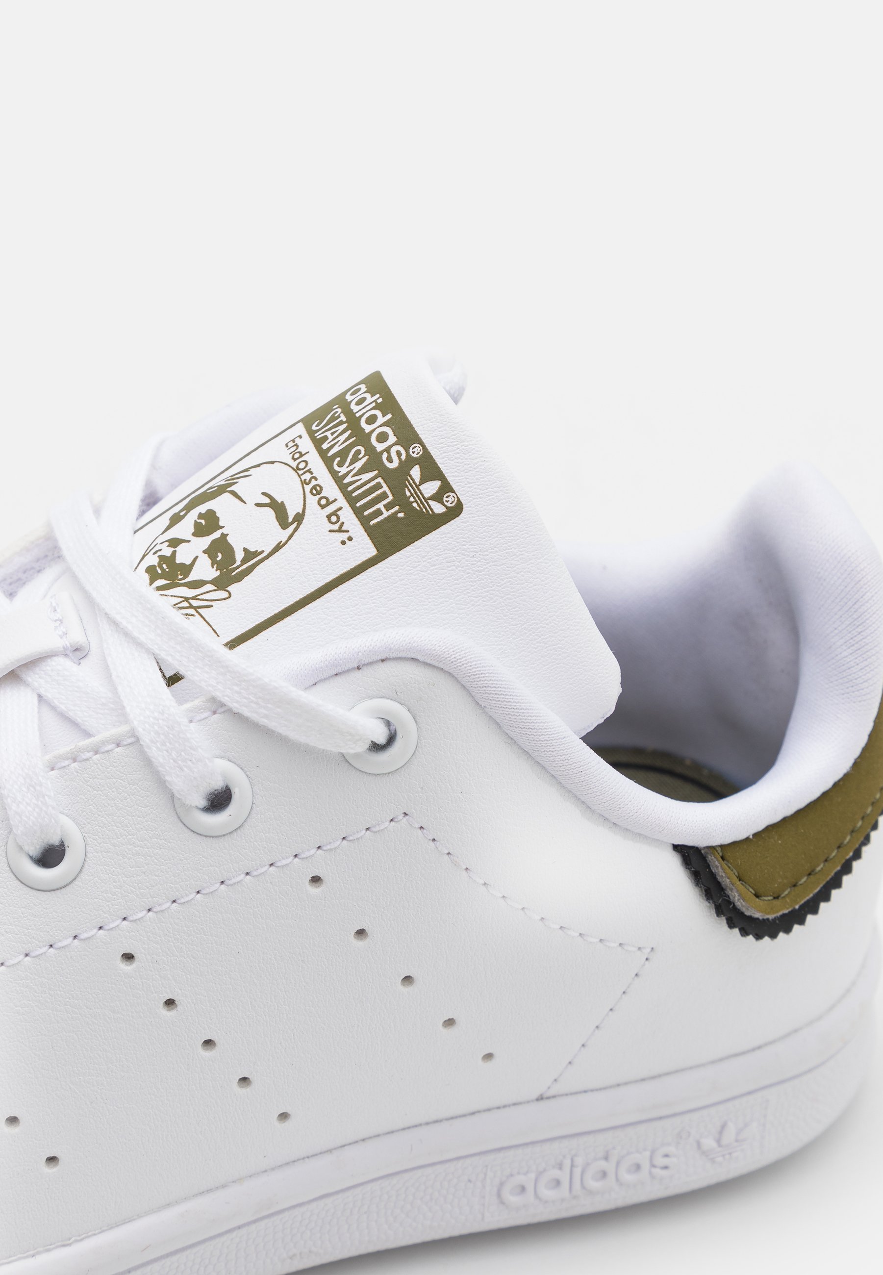 stan smith olive