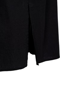 Zizzi LANGES - Nööpidega pluus - black