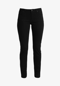 Seleccionado, black rinse