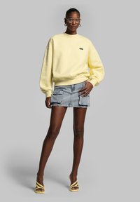 WRSTBHVR PAULA - Felpa - wax yellow