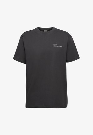 Czarny szary t-shirt z bawełny z okrągłym dekoltem, krótkimi rękawami i małym białym nadrukiem na przodzie, który brzmi "HALO 196819721981".