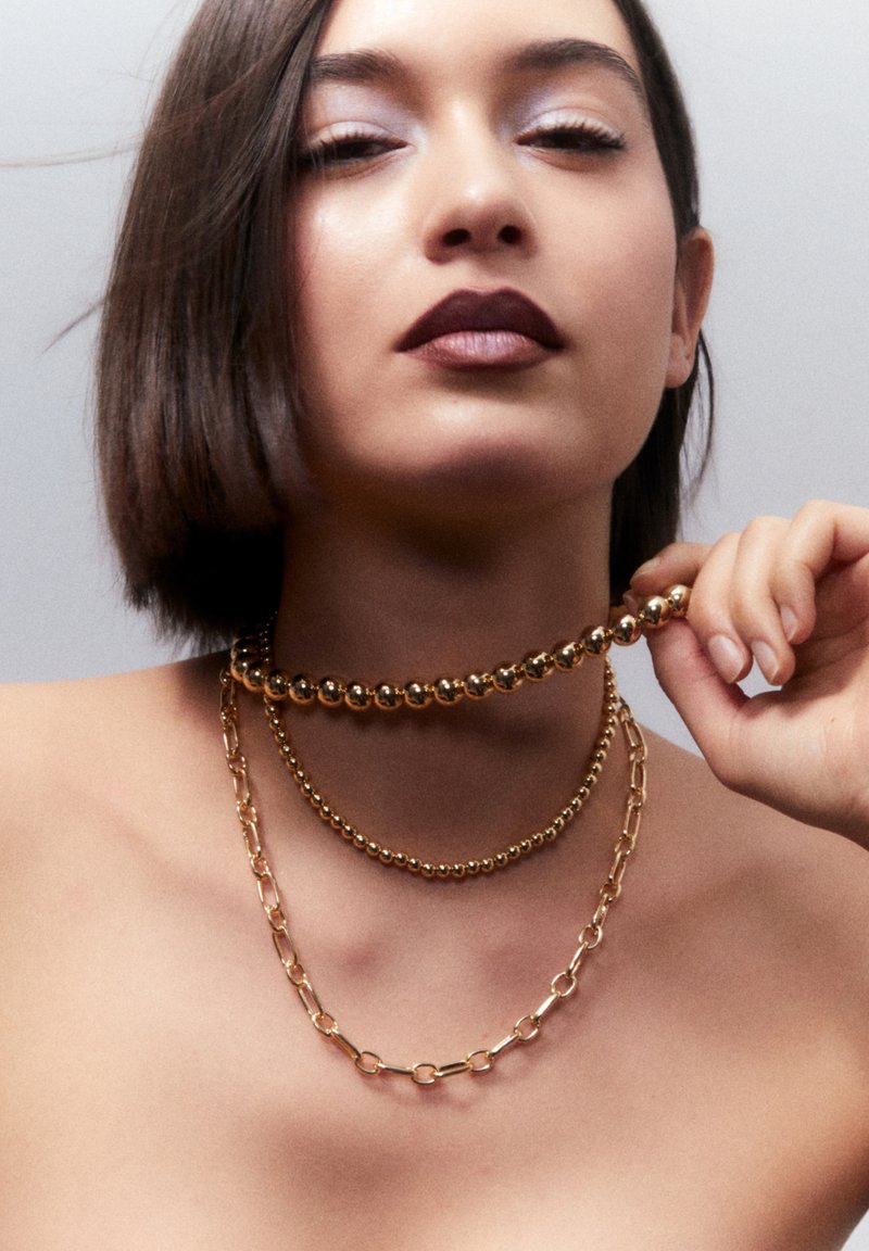 PULL BEAR 3 PACK Halsband Gold Coloured guldf rgat Zalando se pull-bear-3-pack-halsband-gold-coloured-guldf-rgat-zalando-se