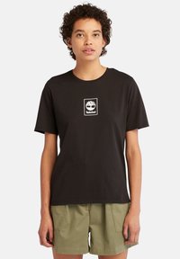 Timberland - STACK LOGO REGULAR TEE - Print T-shirt - black Thumbnail Image 1