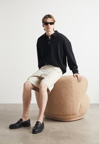 Les Deux JOHNNY CASUAL - Šortky - ivory