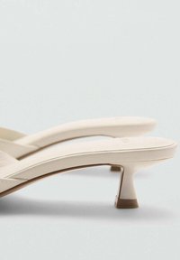 Mango Muiltjes - off-white