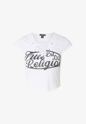Witte cropped geribde T-shirt met veters aan de voorkant en een zwart "True Religion"-logo over de borst.