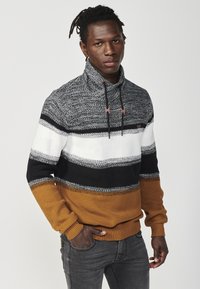 Koroshi Vesta - ocre   ochre