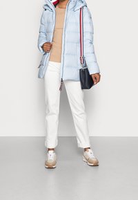 Tommy Hilfiger Daunenjacke - light blue