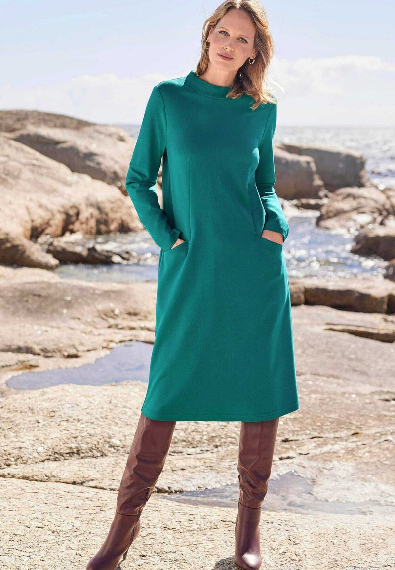 navy mini dress casual Blue Solid Color Cap Sleeve Ruffle Hem Short together look. WH50 Brown Dresses – Club Size:4 | US