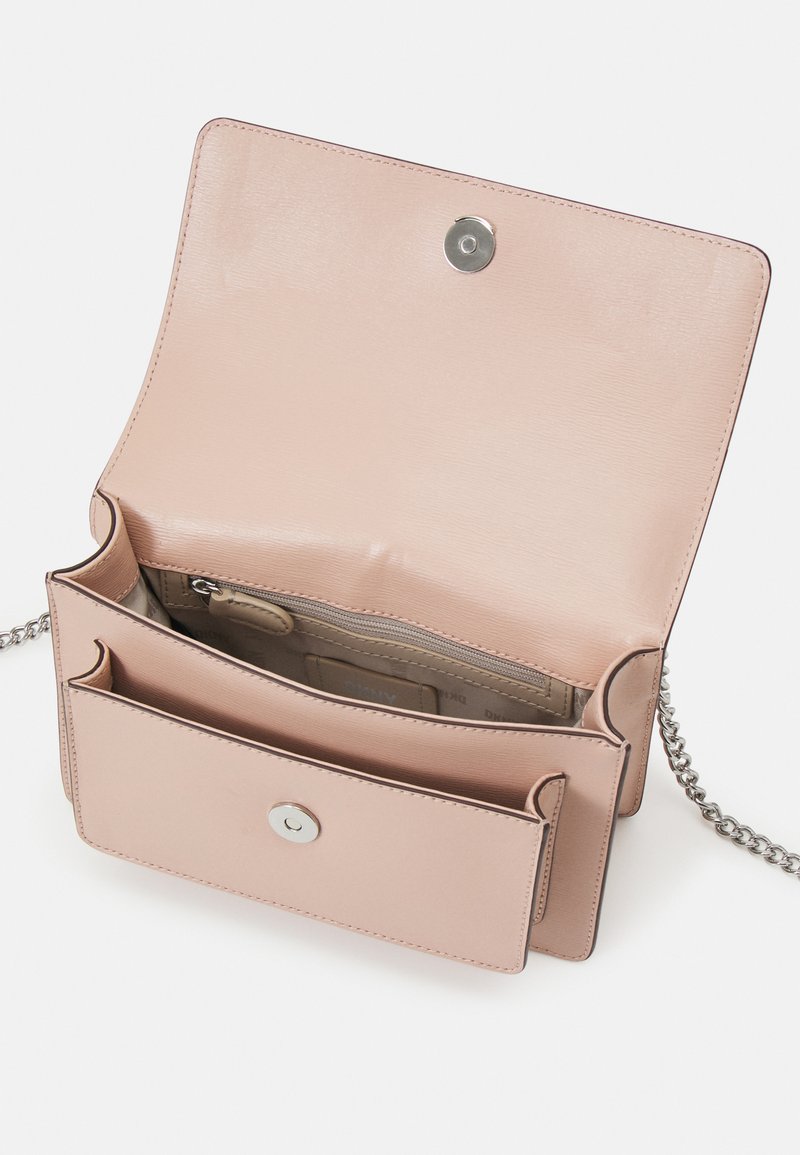 DKNY CHAIN FLAP CBODY - Bandolera - - Zalando.es