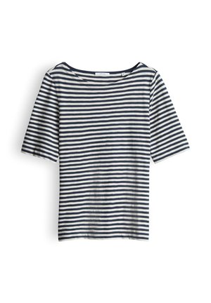 Chemise à manches courtes, rayée horizontale bleu marine et blanche avec un décolleté bateau, présentée à plat sur un fond blanc.