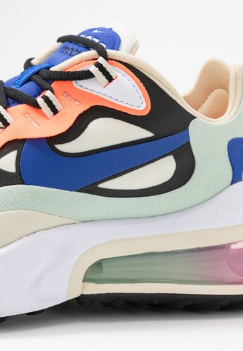 Nike Sportswear Air Max 270 React Sneakers Fossil Hyper Blue Black Pistachio Frost Fire Pink Hyper Crimson Bla Zalando Se