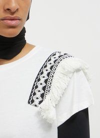 Calliope PASSAMANERIA  - T-shirt con stampa - bianco lana