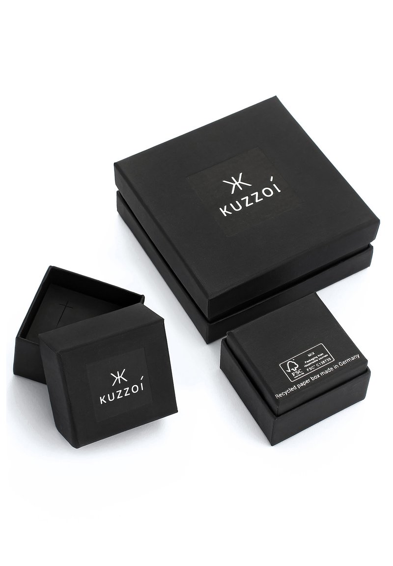 katta vaginali yalangoch ayollar