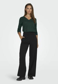 JDY TONSY - Langarmshirt - scarab