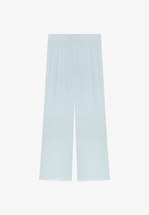 Pantaloni largi de culoare albastru deschis, cu talie elastică și material moale, fluid.