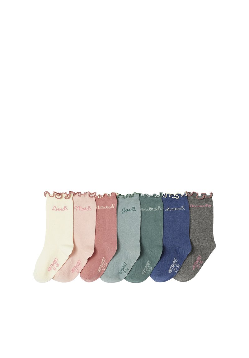 Set aus acht Socken in Pastellfarben, mit einem gefransten oberen Rand und gestickten Wochentagsnamen: hellgelb, rosa, pfirsich, türkis, grau und blau.