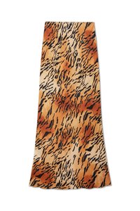 Gonna lunga con un motivo a strisce tigre arancioni, marroni e crema. Realizzata in tessuto morbido, ha un design fluido e una leggera forma svasata.