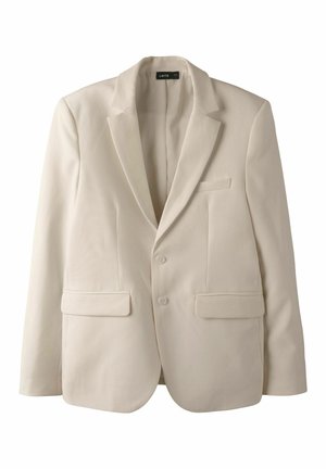 Béžové jednoradové sako s výstrihovými klopami, dvoma prednými vreckami s chlopňou, náprsným vreckom a dvoma gombíkmi vpredu.