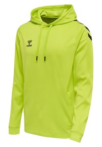 Fluoreszierender gelber Kapuzenpulli mit einer Vorderasche, Kordelzugkapuze und schwarzen Akzentstreifen an den Schultern; hergestellt aus glattem, synthetischem Material.