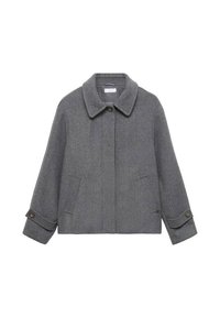 Veste en mélange de laine grise avec col à boutons, deux poches latérales et manches retroussées avec accents de boutons. Texture douce, coupe courte.