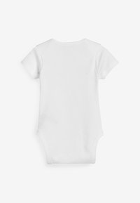Bodysuit pour bébé en coton blanc avec des manches courtes, un col rond et des boutons-pression au bas. Texture lisse et design simple.