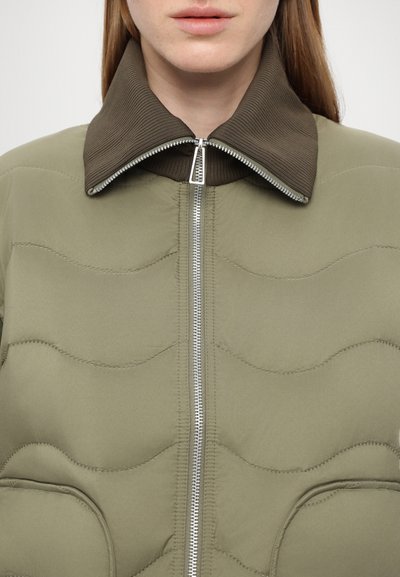 PS Paul Smith JACKET - Kerge jope - green