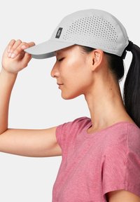 On LIGHTWEIGHT  - Cap - grey