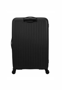 Valigia rigida nera con texture a righe verticali, maniglia superiore e quattro ruote multidirezionali per una facile manovrabilità.