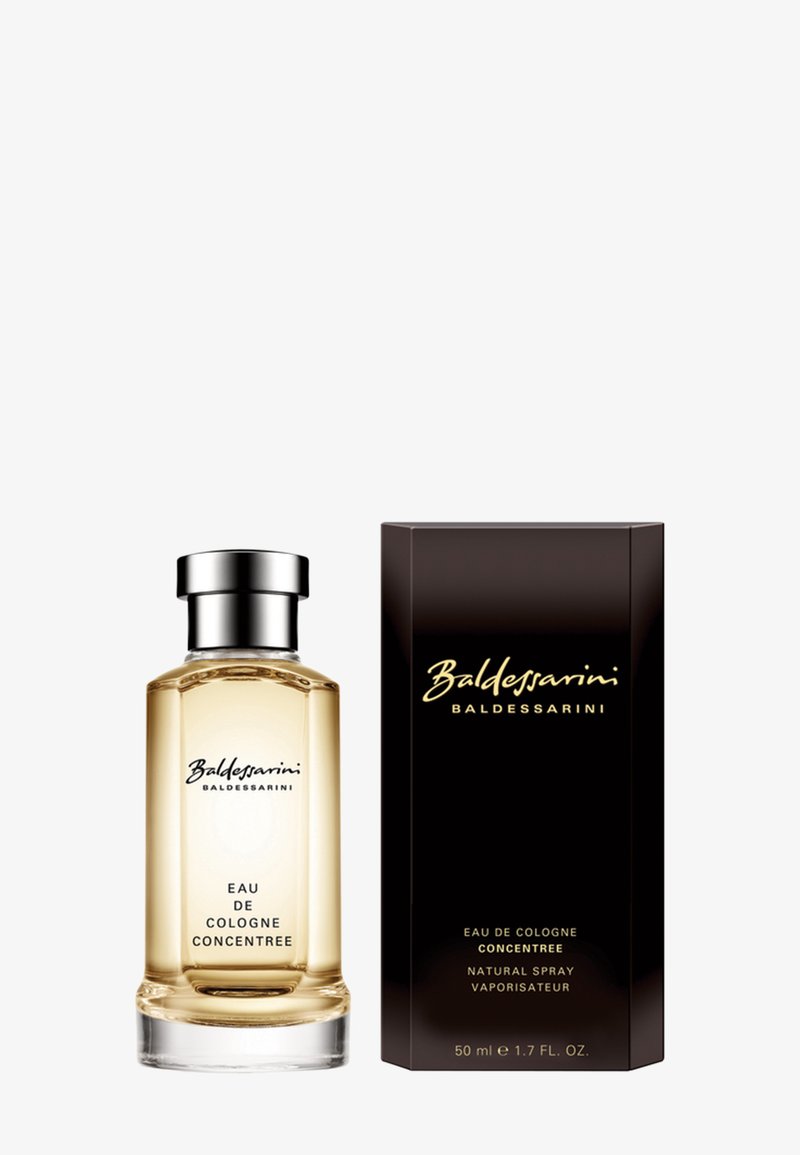 Flacon de Baldessarini Eau de Cologne Concentrée avec bouchon argenté et boîte noire assortie, vaporisateur naturel de 50 ml.