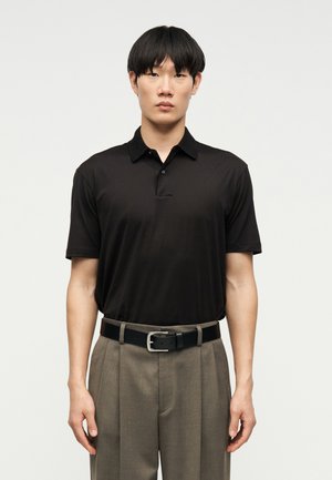 Polo - black beauty