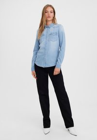 Vero Moda VMMARIA LS MIX NEW NOOS - Blus - light blue denim