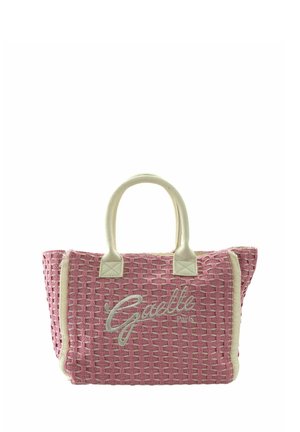 Borsa a mano rosa intrecciata con manici bianchi e "Gaelle Paris" ricamato sul davanti, forma rettangolare con bordi morbidi.