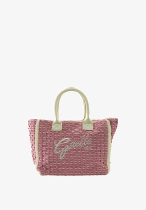 Borsa a mano rosa intrecciata con manici bianchi e "Gaelle Paris" ricamato sul davanti, forma rettangolare con bordi morbidi.